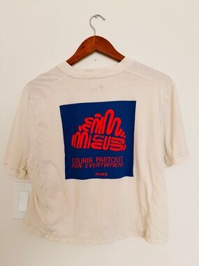 Women’s Cream Short-Sleeve Graphic Shirt - Blue & Red Graphic